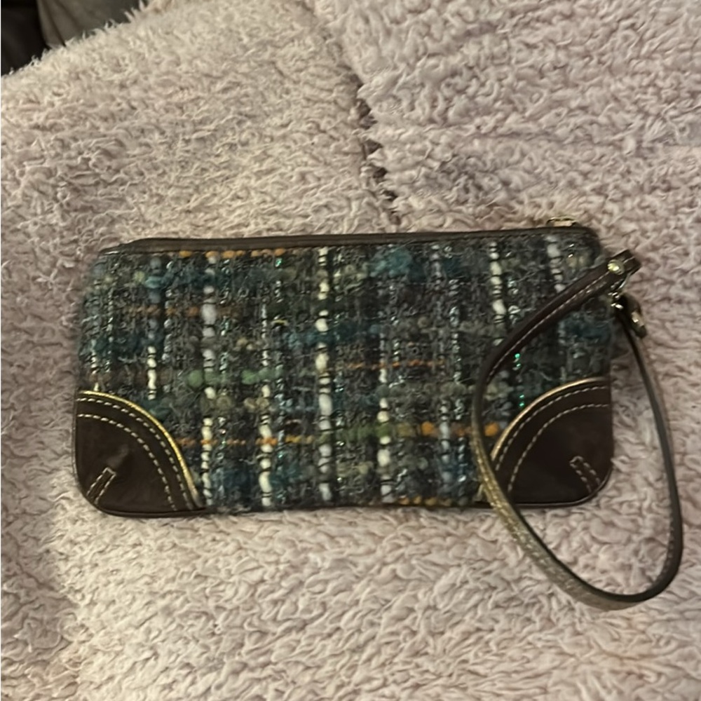 Coach Tweed Wristlet Clutch with Gold Rings - Picture 2 of 3